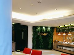 -亮马河饭店翠雅咖啡厅