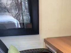 -喜鹊愉家酒店(郑州曼哈顿博览中心地铁站店)