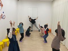 -猴有戏教育戏剧·音乐剧·主持口才·演讲朗诵辩论(环球港华师大校区)