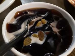 -龙巢盱眙龙虾·牛蛙·烧烤宵夜(八卦岭店)