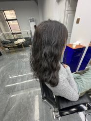 -茶发Salon·烫发染发理发