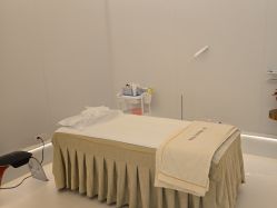 -苑苑vbeauty科技美容SPA