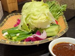 -靠山屯东北农家菜(八龙桥雅苑店)