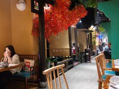 大堂-小凤庭·地道湖北菜武昌鱼·藕汤(38年黄鹤楼店)