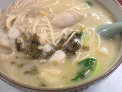 -明呈黄鱼面馆(斜土路店)