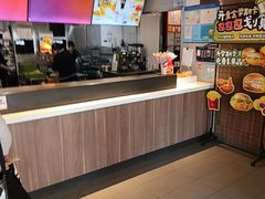 -麦当劳(田林好又多店)