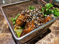 黑白芝麻鸡翅-Let'sBURGERplus·非常创意汉堡(三里屯店)