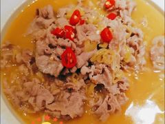 酸汤肥牛-芳满庭粤菜餐厅(丹阳吾悦店)