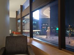 -上海虹桥中心爱琴海亚朵S酒店