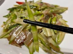 青笋炒肉-琬苑鸽庄·川粤融合菜(解放碑总店)
