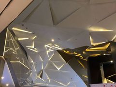 -英皇UA电影城(虹桥天地店)