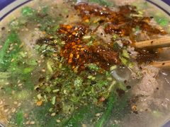 -云阿蛮云南生烫牛肉米线(奉贤路店)