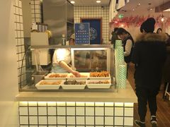 -南门金峰辣子鸡·玩串串(昌发展万科广场店)