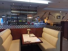 卡座-爱丽丝牛排西餐厅(光谷步行街店)