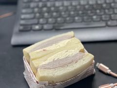 -沁屋面包店(人民东路店)