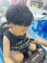 -星咔萌·StarCamo儿童剪发(东坝万达广场店)