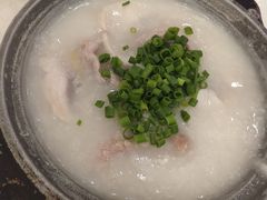 煲仔鱼片瘦肉粥-东城食府·手工点心·37年老字号(虎门店)