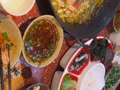 -赵美丽·重庆社区火锅·直营店(火车东站·中豪国际店)