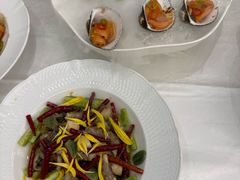 -品海楼·大连海胆锅贴馆(东港店)