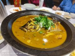 鱼头泡饼-京味斋·北京烤鸭(北京南站洋桥店)