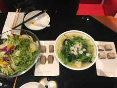 -皇城根北京风味主题餐厅(滨海万达店)