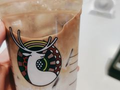 生椰拿铁-瑞幸咖啡(岳家嘴地铁站店)