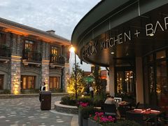 -WOLFGANG PUCK KITCHEN & BAR(迪士尼小镇店)