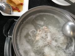 -正能量脆肉鲩火锅