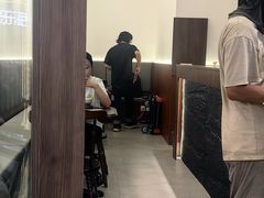 -银泰百货(厦门国贸中心店)