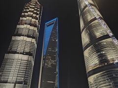 -陆家嘴空中步行连廊