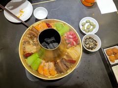 牛肉什锦火锅（中份）-鼓楼东街老火锅(鼓楼店)