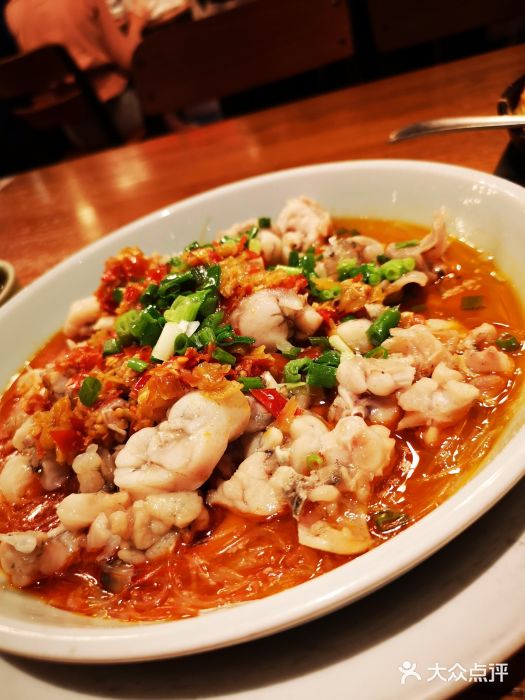 新白鹿餐厅(百联中环店)石锅牛蛙图片