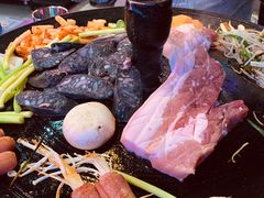 -豚豚家돈돈가韩国锅盖烤肉(新北万达店)