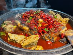 -吞鱼兽麻辣烤鱼(万达店)