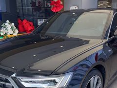 -上海永达奥诚奥迪4S店(申江路店)