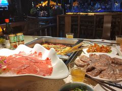 -二荆条·蜀鲜汇城市森林火锅