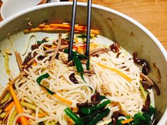 -云海肴·汽锅鸡·云南菜(天山百盛优客店)