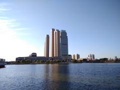 -天塔旋转餐厅