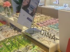 -天空之镜眼镜店蔡司依视路配镜授权零售店(望京颐堤港店)