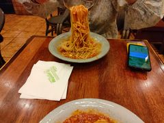 -玛格萝妮比萨屋(四平店)