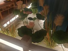 -荷塘秋月·本帮江浙菜(国权路店)