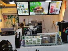-津椰本·海南正宗椰奶清补凉(店一店)