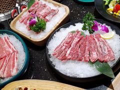 -韩烧牛中牛·甄选黑牛烤肉(黑金店)
