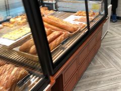 面包甜点陈列柜-好利来(阜成门店)