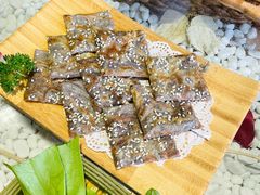 云南鲜花饼-慢丽江·云南野生菌土鸡锅(付家庄店)