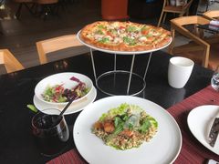 -WOLFGANG PUCK KITCHEN & BAR(迪士尼小镇店)