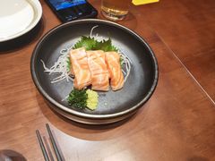 -8PINTS八品脱·日料·烧鸟·精酿小酒馆(莘庄店)