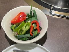 -锅飘飘·东北铁锅炖(雨花客厅店)