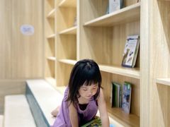 -蓝旗亲子游泳(范湖万达广场店)