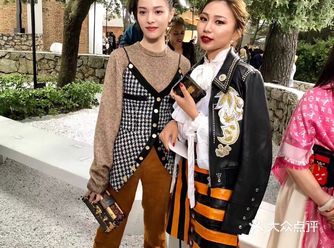 还记得那年吃西红柿女孩钟楚曦吗？